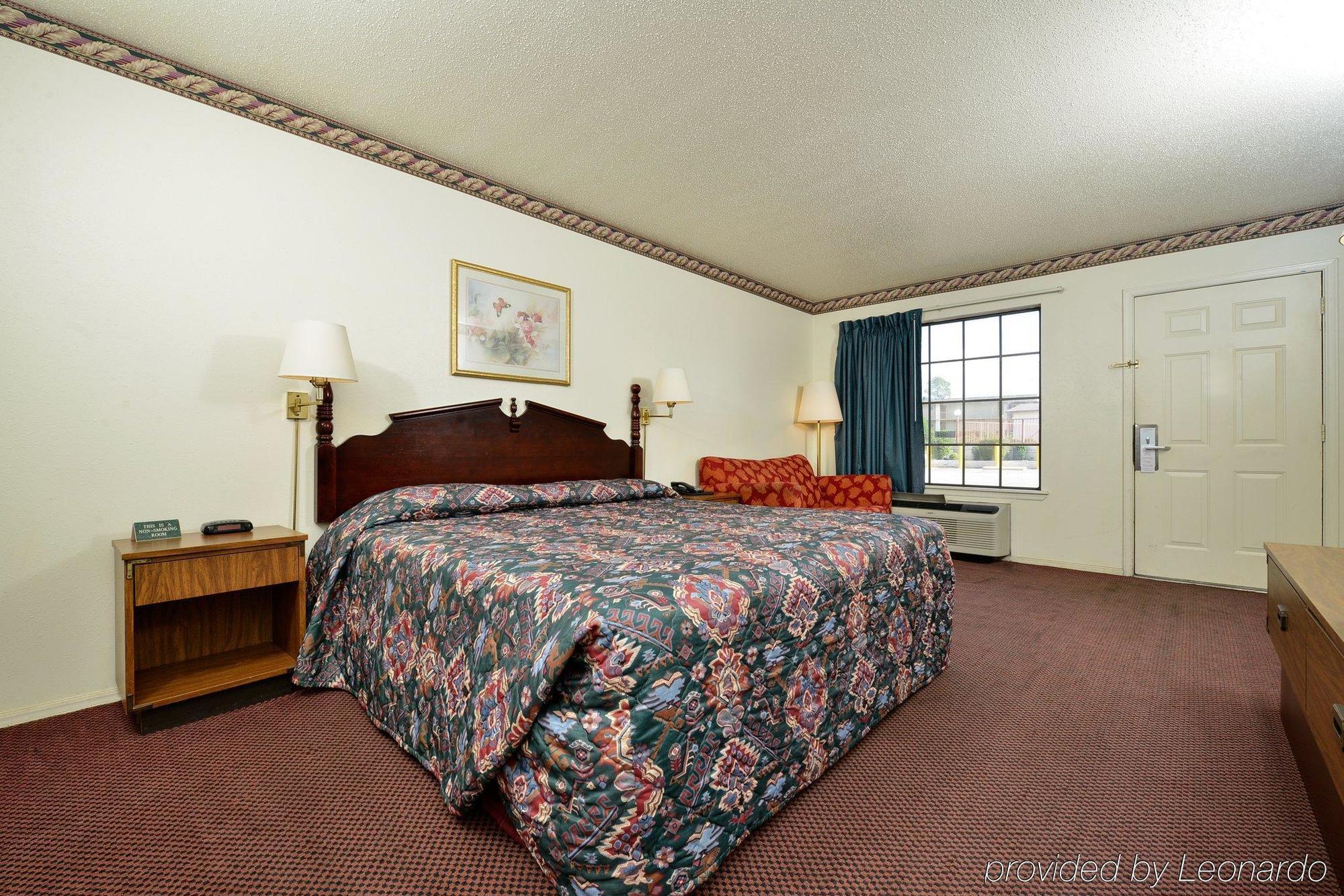 Americas Best Value Inn & Suites Russellville Extérieur photo