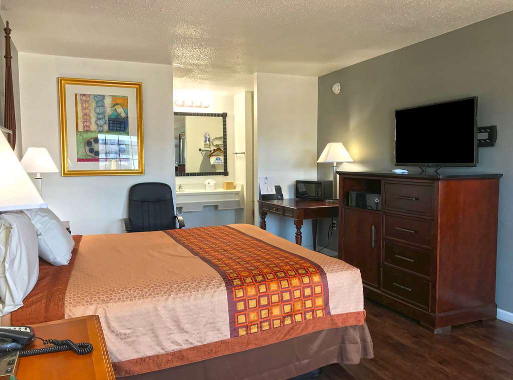 Americas Best Value Inn & Suites Russellville Chambre photo