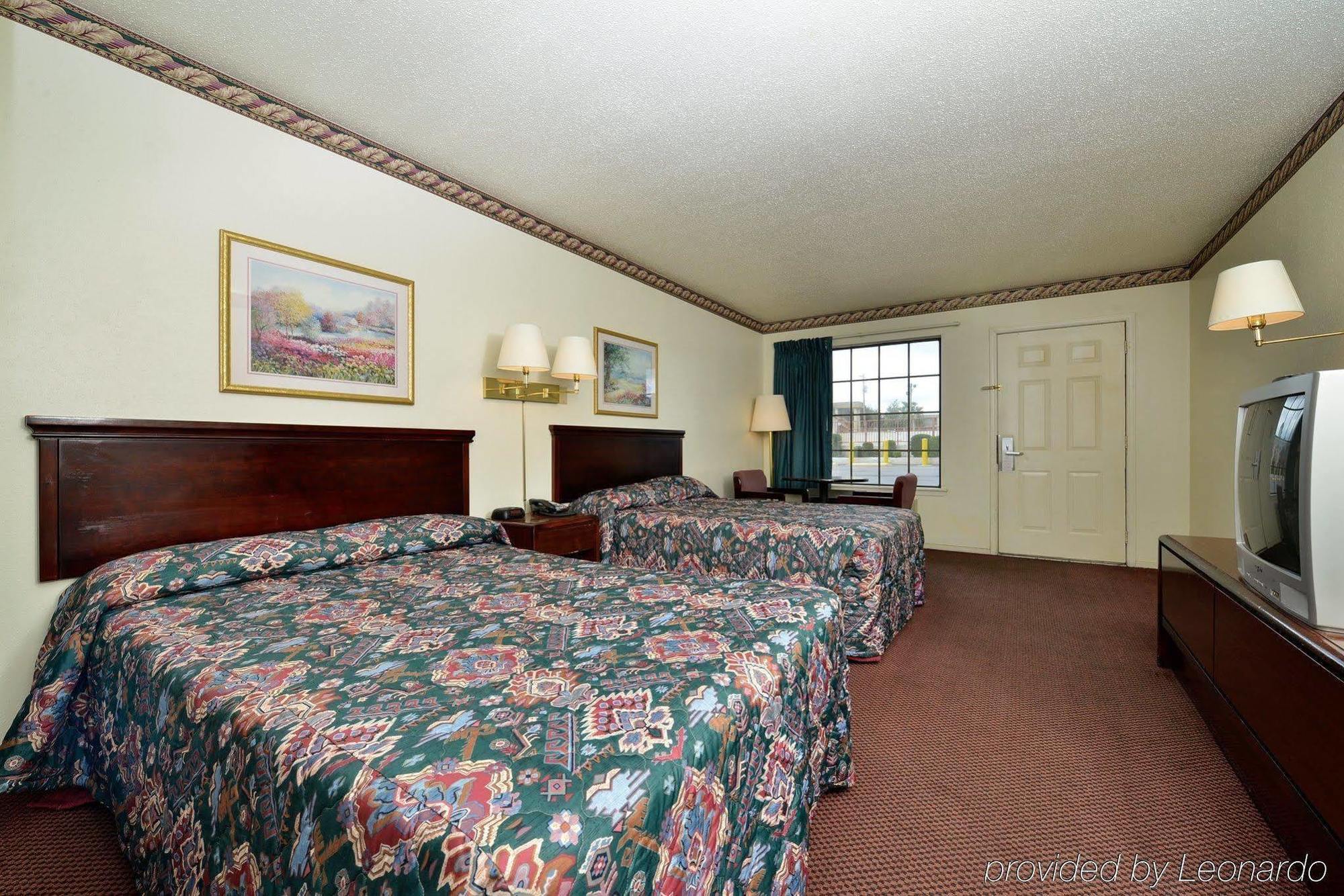 Americas Best Value Inn & Suites Russellville Extérieur photo